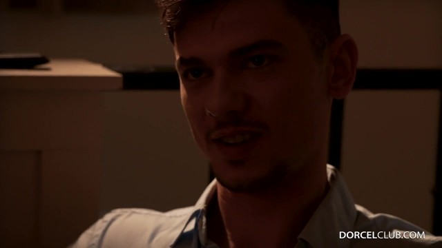 Шикарный вечер в компании профессиональной эскортницы #3
